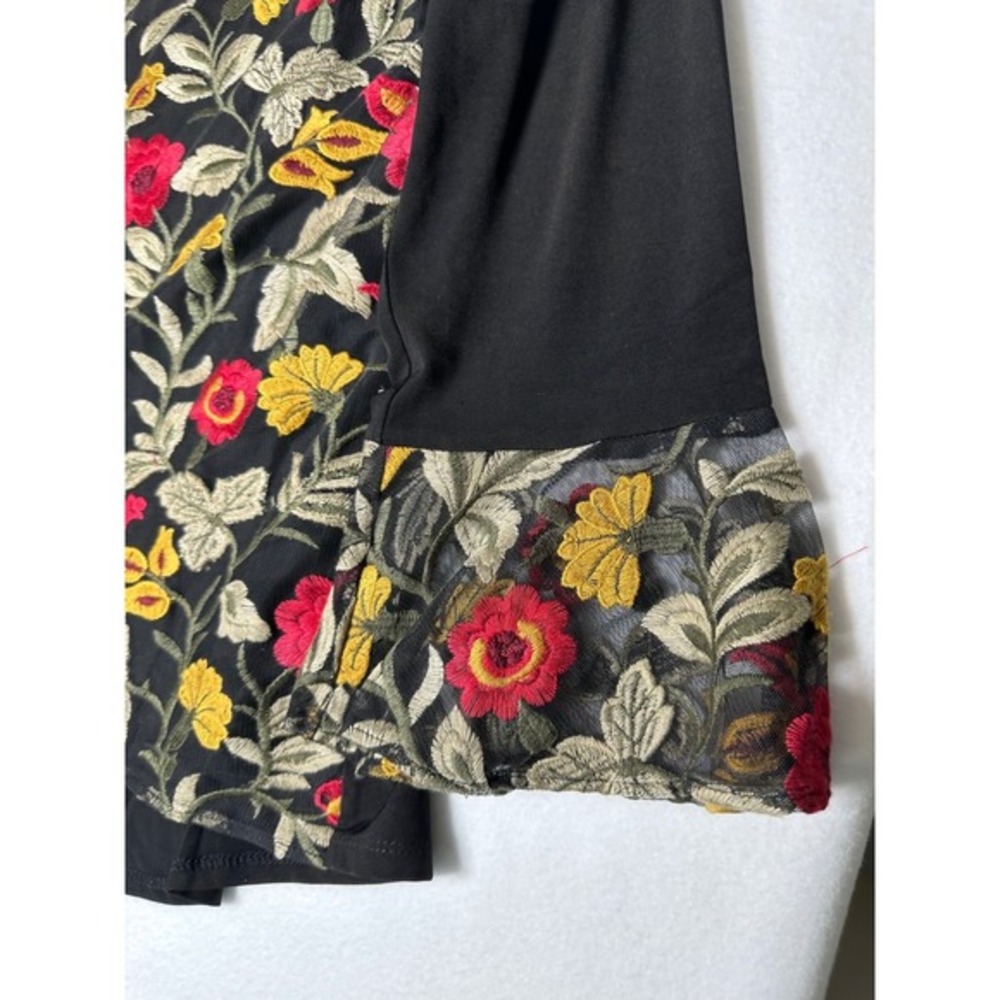 Susan‎ Graver Liquid Knit Embroidered Floral Mesh Bell Sleeve Tunic Top L - Picture 5 of 9